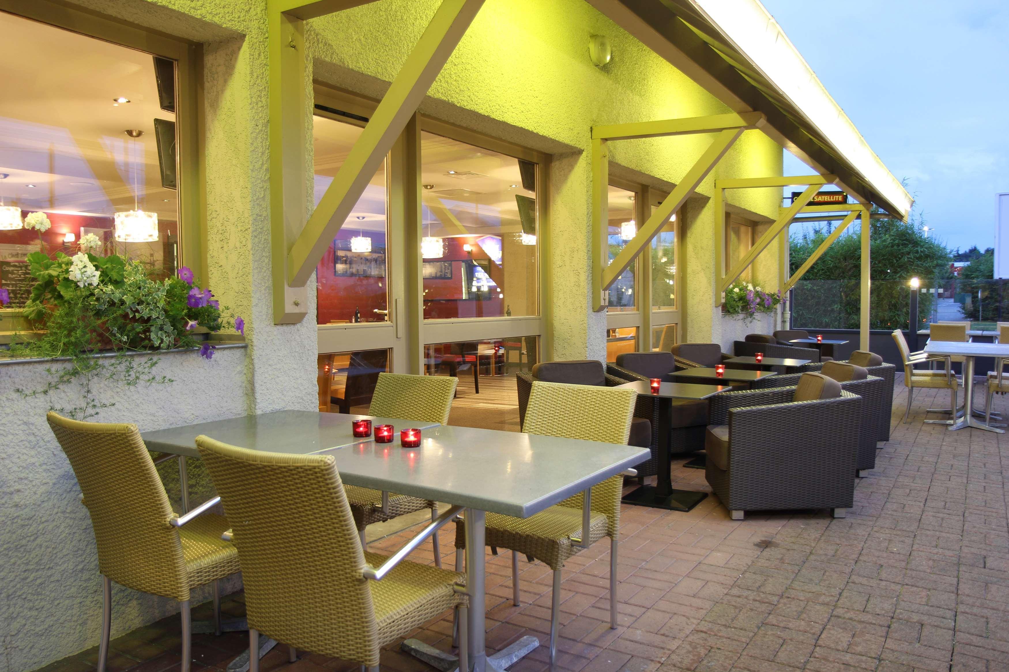 เบสต์ เวสเทิร์น อาเตลิเย 117 Hotel Maubeuge ภายนอก รูปภาพ